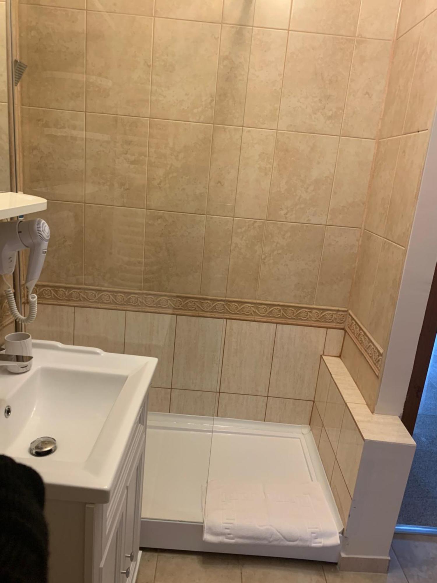Appartement Minerva Ultracentral à Craiova Extérieur photo