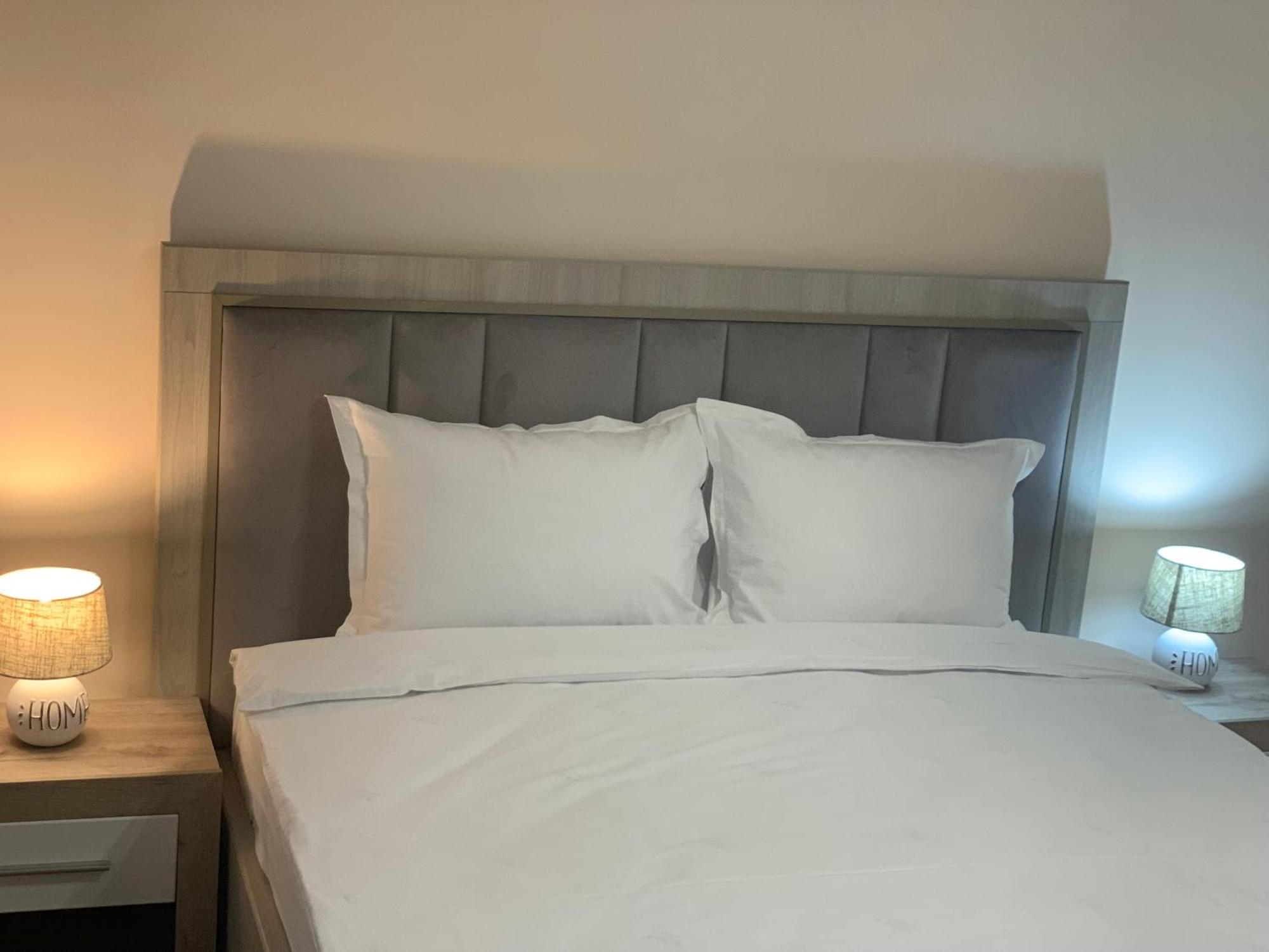 Appartement Minerva Ultracentral à Craiova Extérieur photo