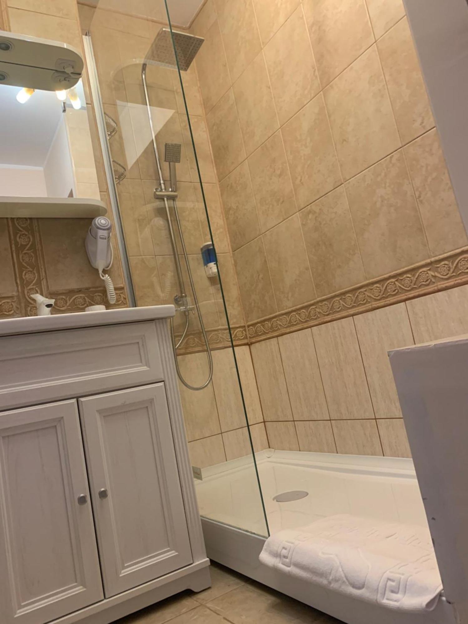 Appartement Minerva Ultracentral à Craiova Extérieur photo